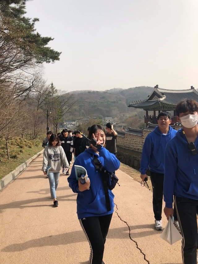KakaoTalk_Moim_753EdGg6FsgmvSwfEweTMGUSTJLNC1.jpg